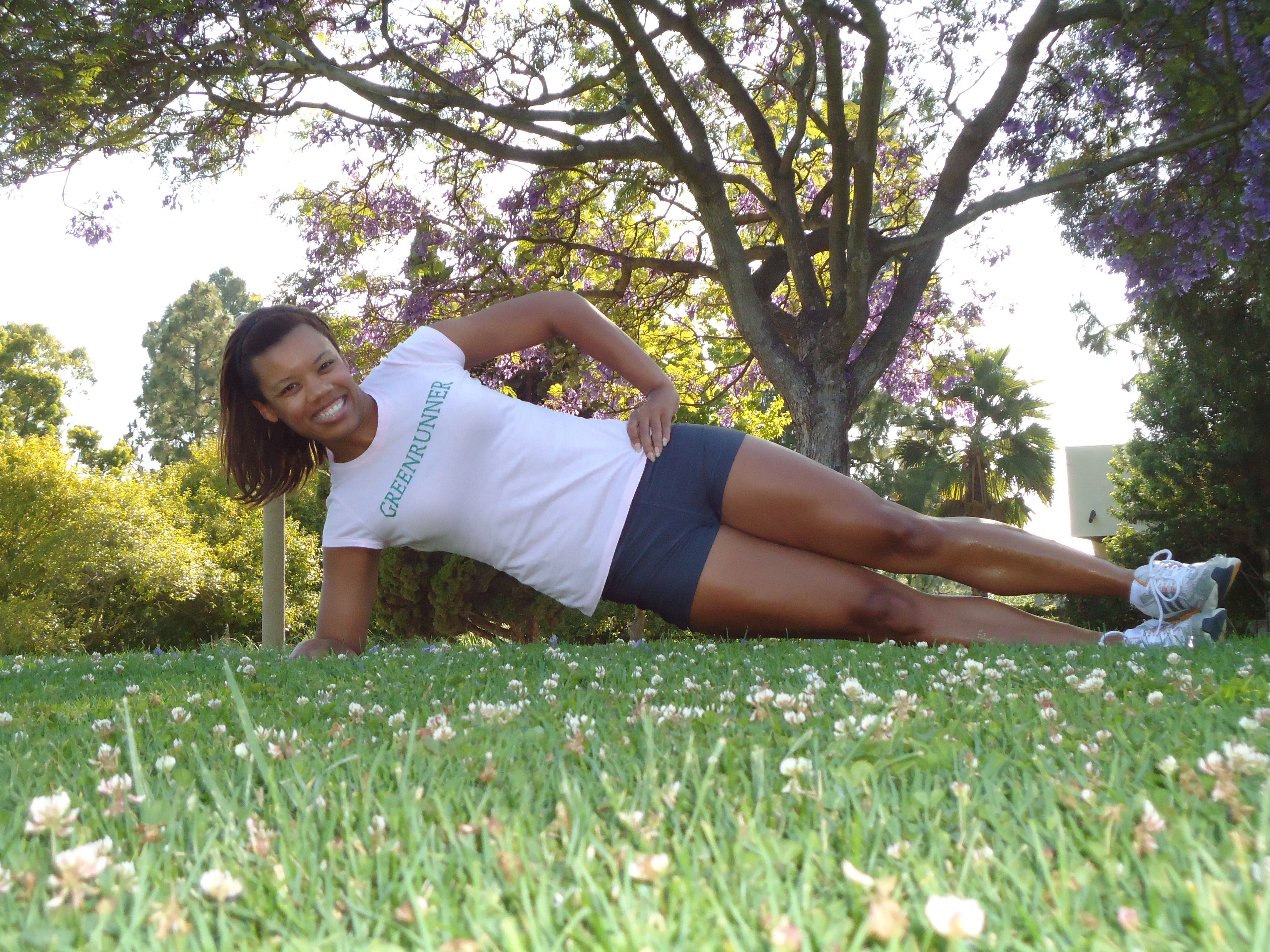 GreenRunner Side Plank Image